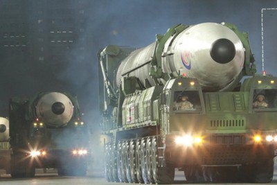 The leader of North Korea ordered to increase the production of missiles to face the United States