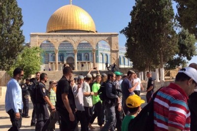 Dozens of Israeli settlers attack Al-Aqsa Mosque