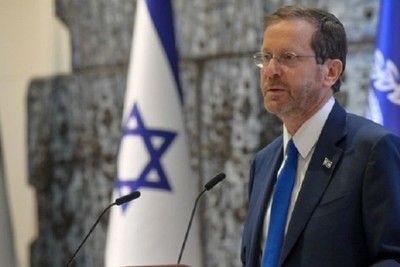 The head of the Zionist regime: The crisis has reached its climax