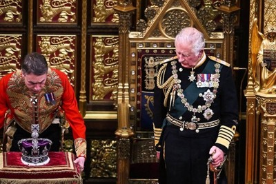 Protests against the British monarchy continue