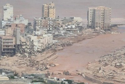 آلاف القتلى والمفقودين بسيول ليبيا.. والسلطات تستنجد