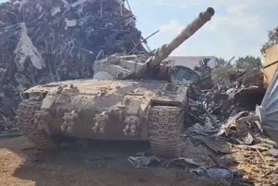 إذاعة جيش الاحتلال الإسرائيلي: سرقة دبابة من قاعدة إيمونيم العسكرية
