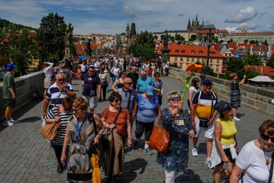 Более половины украинских беженцев в Чехии сталкивались с агрессией
