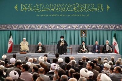 الإمام الخامنئي: التطبيع رهانٌ على الحصان الخاسر