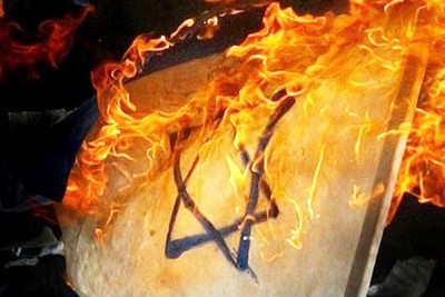 Burning of the flag of the Zionist regime in Germany