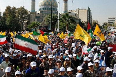 تجمع لطلاب مدارس طهران دعما لاهالي غزة