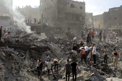 33 شهيداً وعشرات الجرحى ضحايا مجزرة إسرائيلية جديدة في مخيم المغازي وسط غزة