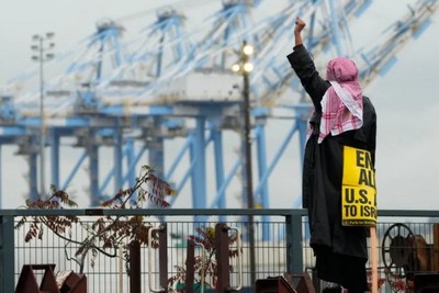 Another port blocked by American protesters