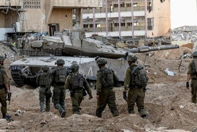 Zionist air and ground attacks on residential areas of Gaza continue
