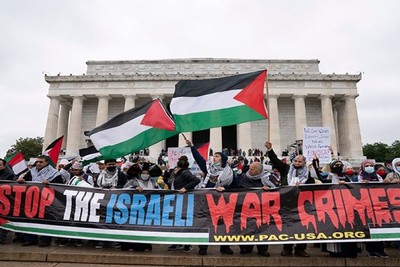 American billionaires run a media campaign to whitewash Israel and smear HAMAS