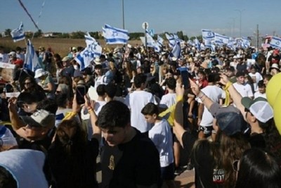 Demonstration by families of Israeli prisoners against Netanyahu