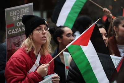 Chomsky: America's Generation Z, Palestine Supporter