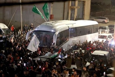 ۳۳ فلسطینی از چندین زندان اسرائیل آزاد شدند