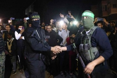 قطر: ۳۰ اسیر فلسطینی دربرابر ۱۰ اسرائیلی آزاد شدند