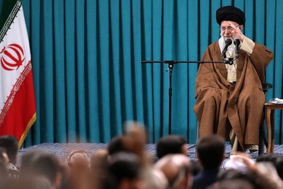 قائد الثورة الاسلامية: ' طوفان الأقصى' كانت ظاهرة لاجتثاث الامركة من المنطقة