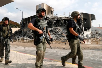 Israel Army Radio. 20 soldiers were killed in Gaza as a result of their own attacks