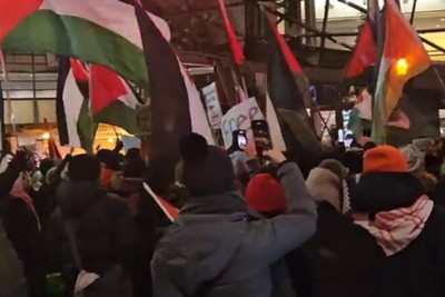 Canadians are protesting asking Trudeau to stop selling weapons to Israel