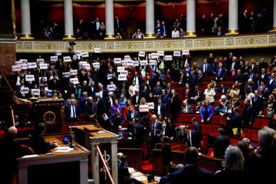 قانون جدید مهاجرت فرانسه و افول حقوق بشر؟