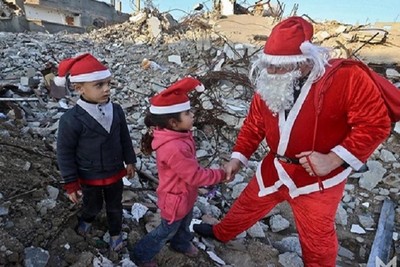 Pro-Palestinian Christians sympathize with the people of Gaza at Christmas