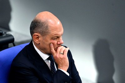 Канцлер потерпел крупнейшее поражение в своей политической карьере
