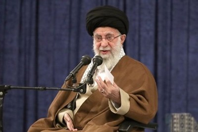 الامام الخامنئي: الحضارة الغربية تستغل المرأة