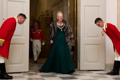 Queen Margrethe II: Danish monarch announces abdication live on TV
