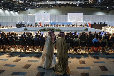 В 2024 году позиции Запада ослабнут ещё сильнее