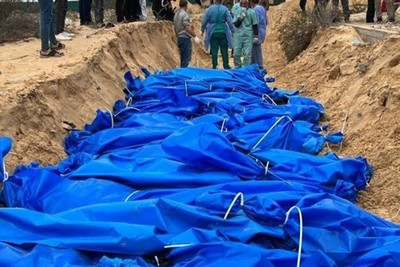 The humanitarian crisis in the Gaza Strip continues, 120 mass graves discovered
