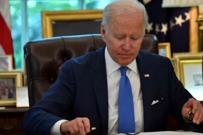 Biden Signs Order Sanctions Against Jewish Settlers Attacking Palestinians
