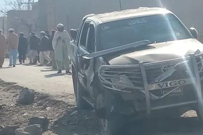 قتلى بتفجيرين قبل يوم على الانتخابات بباكستان