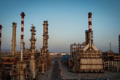 Bloomberg: The tightening of oil sanctions against Iran poses economic and electoral risks for Biden