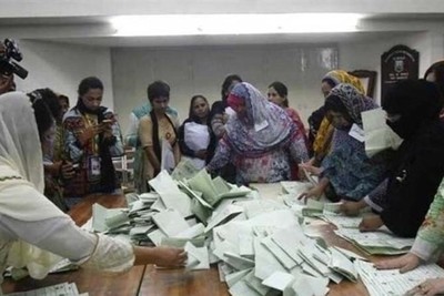 Election crisis in Pakistan, both sides declare victory