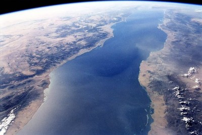 Redrawing the Economic Map: The Shifting Trade Landscape in the Wake of Red Sea Conflict