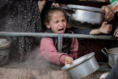 CNN anchor challenges Netanyahu adviser over 'Nablusi massacre'