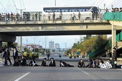 صهیونیست‌های افراطی علیه طرح سربازی اجباری تظاهرات کردند