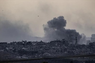 الاحتلال يفتح النار على فلسطينيين لدى محاولتهم الوصول لمساعدات بمدينة غزة