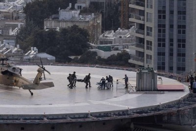 جيش الاحتلال يعلن مقتل رقيب وإصابة 13 جنديا بينهم 6 بجروح خطيرة في كمين بخان يونس