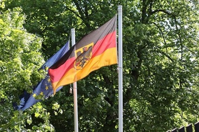 صحيفة: ألمانيا لا تخفي أنها تستعد للحرب مع روسيا
