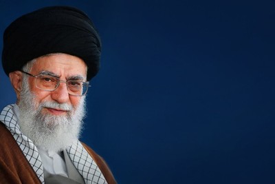 Protest against Silicon Empire's blocking of social network accounts of Ayatollah Khamenei