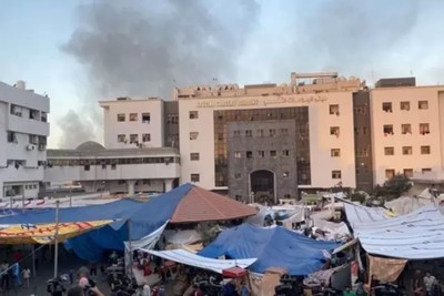 الاحتلال يواصل حصار مستشفى الشفاء.. وعدوان جديد على مخازن المساعدات شمالي قطاع غزة