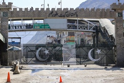 گذرگاه مرزی «تورخم» در مرز با افغانستان بسته شد