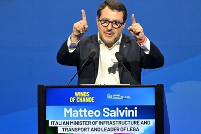 Matteo Salvini: Macron the war drummer is "dangerous" for Europe