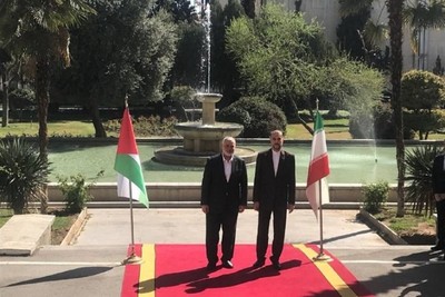 وزير الخارجية الايراني يستقبل اسماعيل هنية بطهران