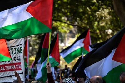 Moroccans join Jordanians in demanding that their governments break ties with Israel