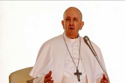 Pope Francis calls for an immediate ceasefire in Gaza