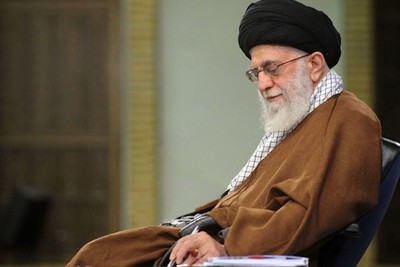 الإمام الخامنئي: سنجعل الكيان الصهيوني الشرير يندم على هذه الجريمة
