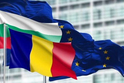 Bulgaria and Romania partially join Schengen