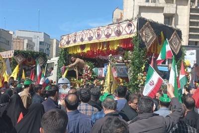 تشییع پیکر شهید زاهدی و یارانش در راهپیمایی روز قدس تهران