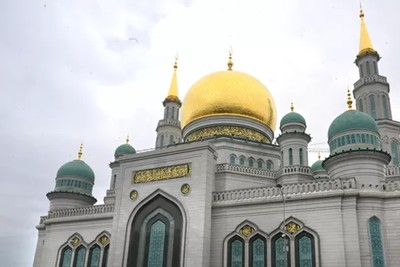 В последнюю пятницу Рамадан в Соборной мечети Москвы проходит День Аль-Кудс