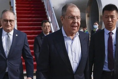 Russian Foreign Minister Lavrov for talks in Beijing